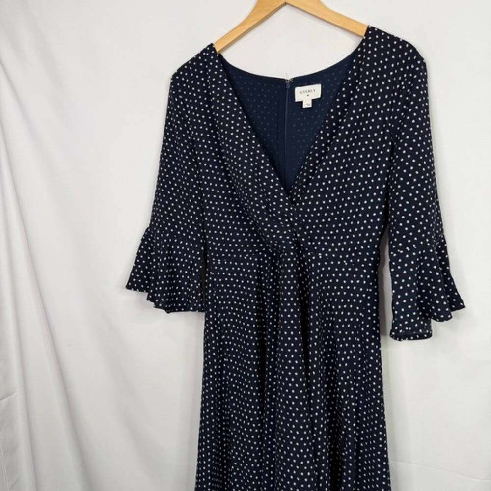 Everly Navy Blue Polka Dot Fit and Flare Dress Bell Sleeve V-Neck Womens L - Picture 6 of 7